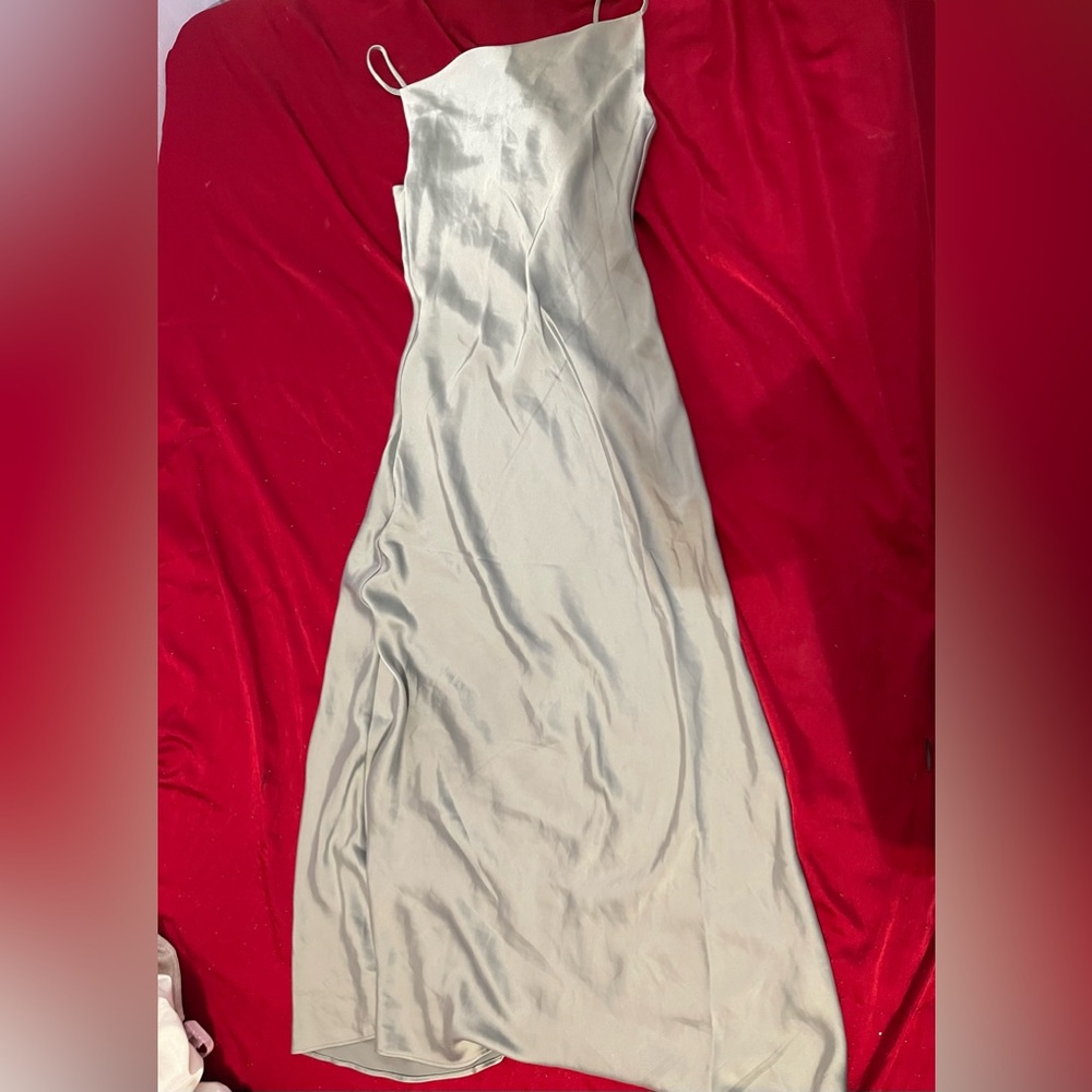 Cute maxi dress in satin
